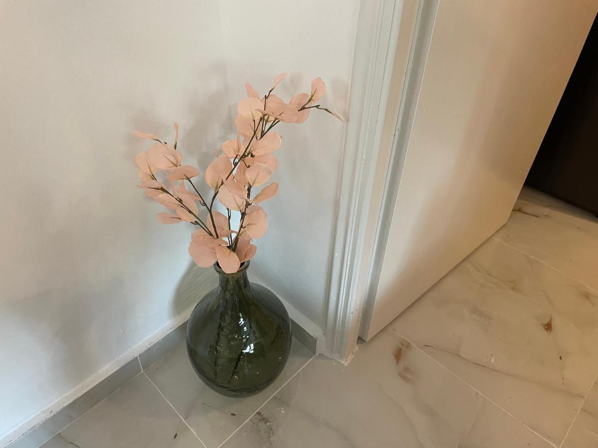 Almond Apartment Салоники Экстерьер фото