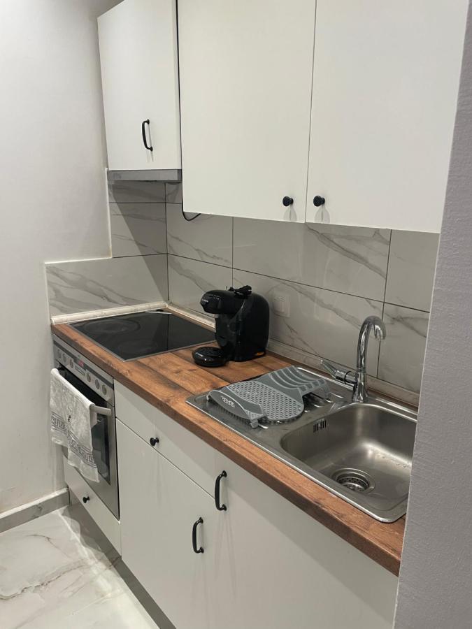 Almond Apartment Салоники Экстерьер фото